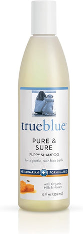 Champú TrueBlue puro y seguro para perrito, botella visible