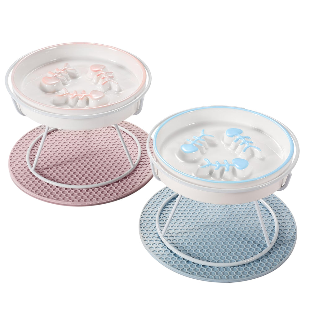 TRUNDISAN cat slow food bowl elevated setup supports comfortable dining height.