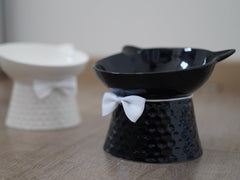 TRUNDISAN whisker-friendly wide bowl protects whiskers during meals.