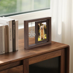 Uross dog memorial frame close-up shows the diamond claw pendant, adding an elegant keepsake touch.