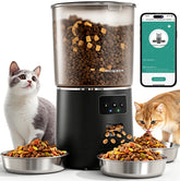 Vacqueen automatic cat feeder showing 3-bowl setup for multi-pet households