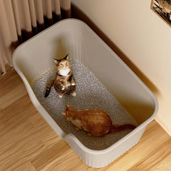 Vealind high-wall litter box side view illustrating privacy and reduced scatter during use.