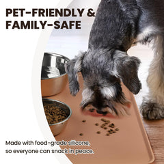 VIVAGLORY dog-food-mat-travel-roll demonstrates foldable design for easy travel.