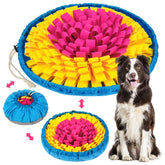 Vivifying snuffle mat flower design offers slow feeding and enrichment.