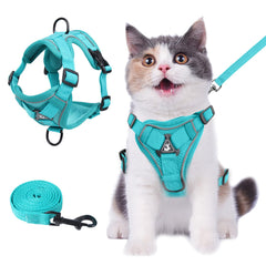 Wanheart Summer Cat Harness Emerald fabric close-up shows breathable comfort for walks.