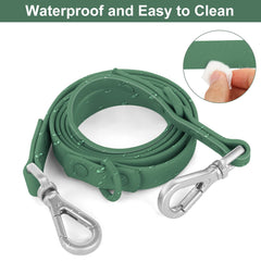 Wisedog PVC-coated leash closeup showing damp environment durability