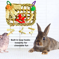 XLpeixin bunny cage hanging toy—seagrass and bamboo textures encourage chewing and exploration.