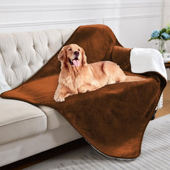 Yaning reversible Sherpa and Flannel sides offer cozy comfort for you and pets.