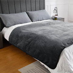 Yaning waterproof blanket for cats guards furniture from fur and spills.