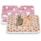 YedsIntu Guinea Pig Bed front view highlighting cozy comfort for small pets.