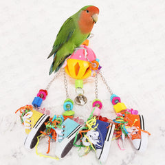 YinMeiRen acrylic pacifiers offer safe chewing surfaces and colorful visuals for small to medium birds.