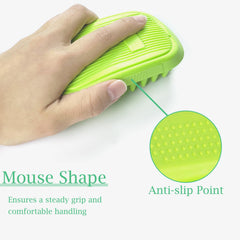 Yintoper dog bath brush rubber needles close-up reveals gentle scrubbing action lifting dirt and loose fur.