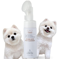 YUKIMI Premium Paw Cleanser bottle shows gentle cleansing for paws, preserving natural oils