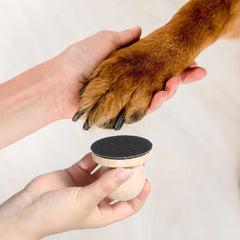 Zelphvt ergonomic-handle dog nail scratch board ensures secure grip during grooming
