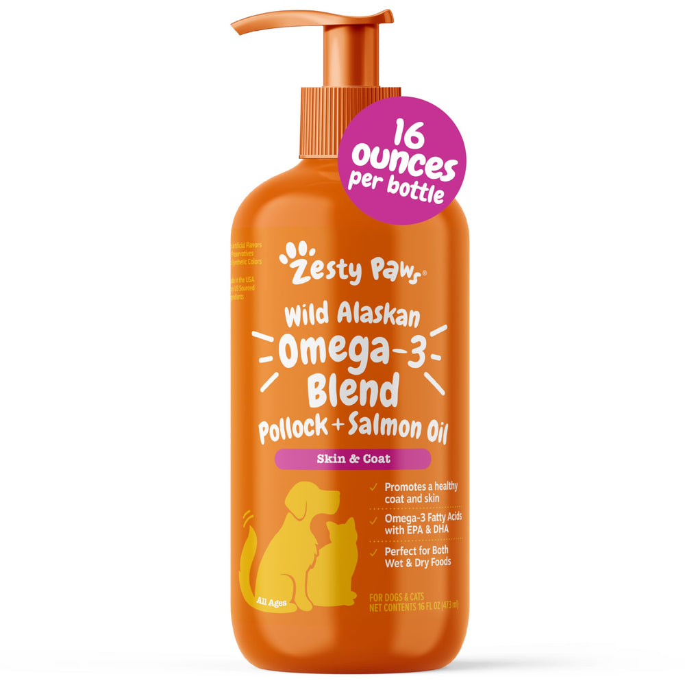 Zesty Paws Wild Alaskan Omega-3 bottle pour supports skin and coat health