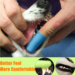 Zeyaa cat toothbrush double-head brush for small mouths and precision cleaning.