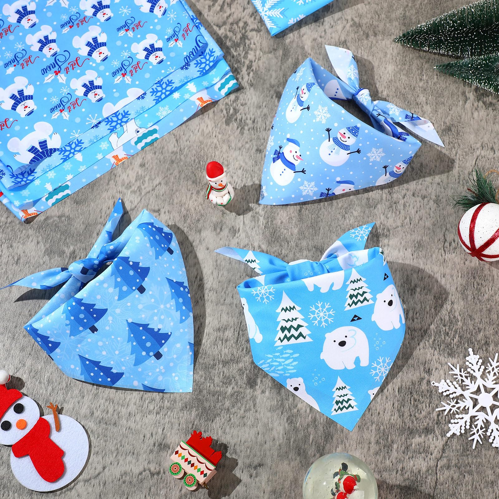 Abbylike winter bandana photo prop helps pets shine at Christmas celebrations.