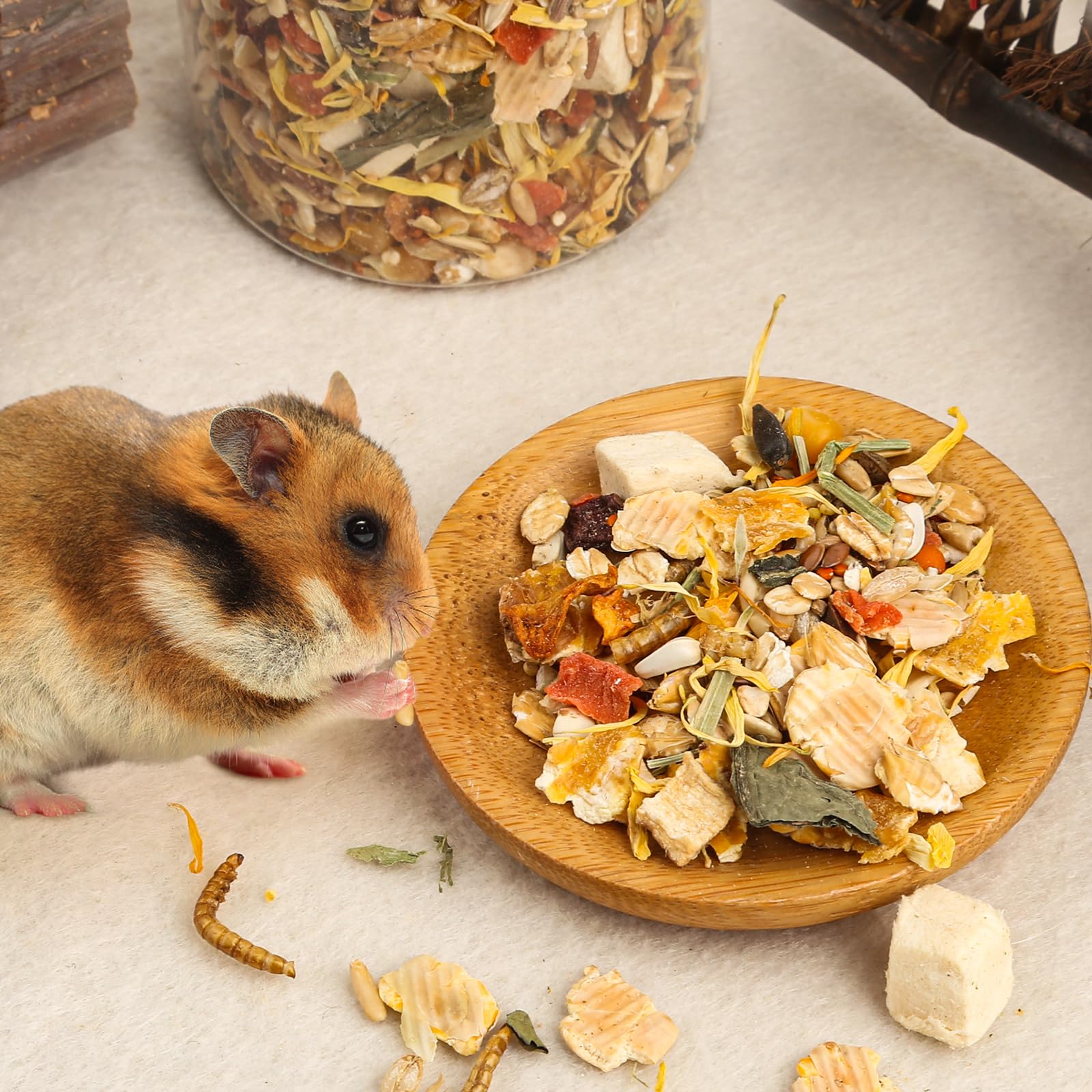 Abizoo dental health crunchy textures — crunchy textures support dental wear and mouth exercise.