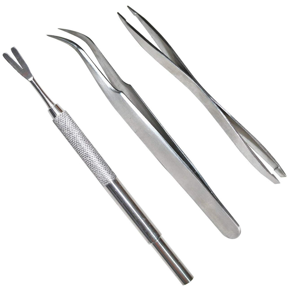 Acronde tick remover kit three-piece laid out for easy tick removal
