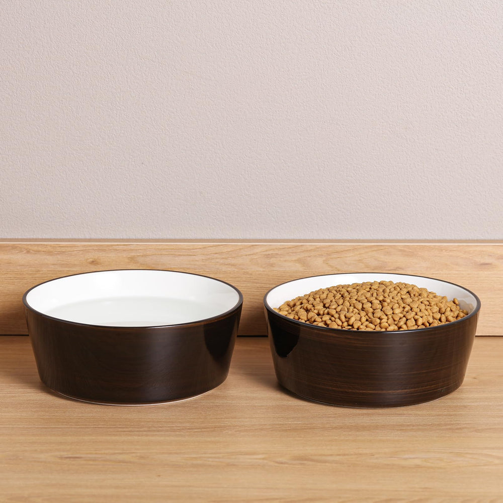 Addggo ceramic bowl is dishwasher-safe and microwave-safe for convenient cleaning and reheating.