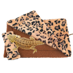 ADOGGYGO Bearded Dragon Bed cover closeup shows soft fabric and warmth ideal for sleeping