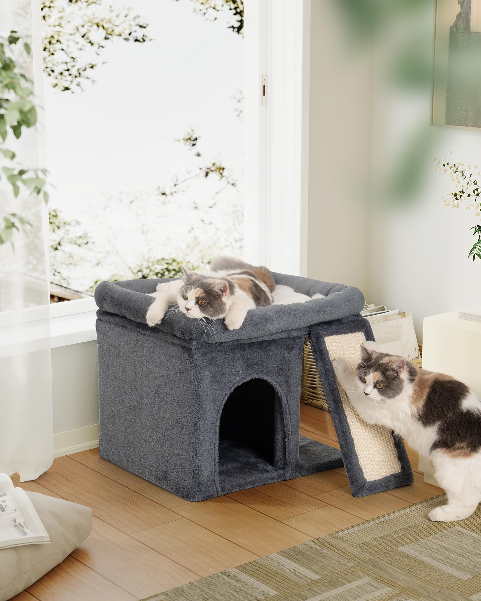 Aechonow 14-cat-tree assembly guides: clear visuals help quick, stress-free installation.