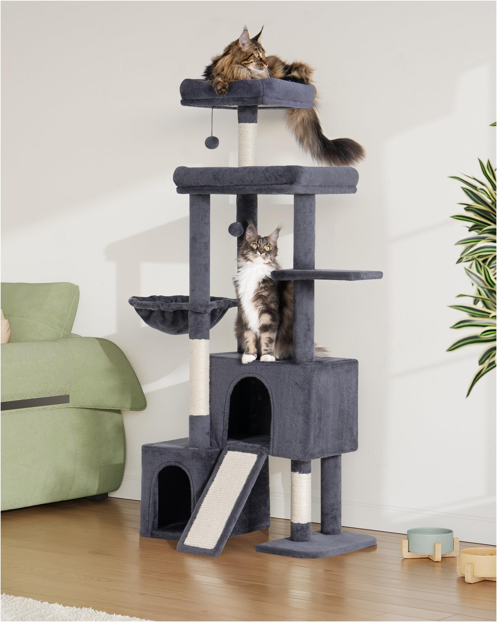 Aechonow heavy-duty cat tree base provides stable support for large cats.