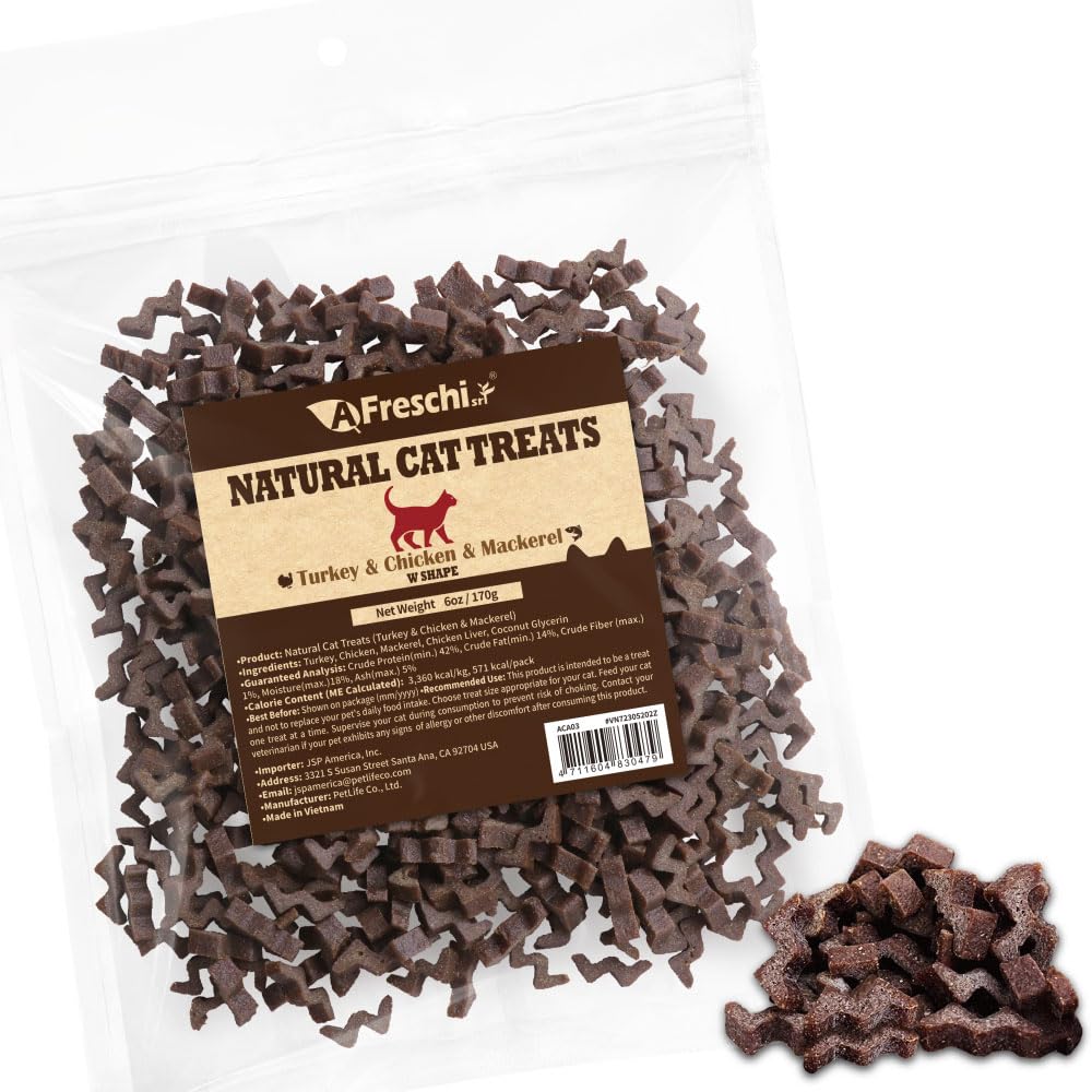 AFreschi Healthy Cats Treats packaging highlights real meat ingredients for a protein-rich snack