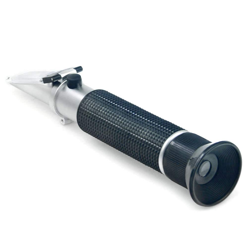 Agriculture Solutions salinity refractometer hard case for safe transport and storage.