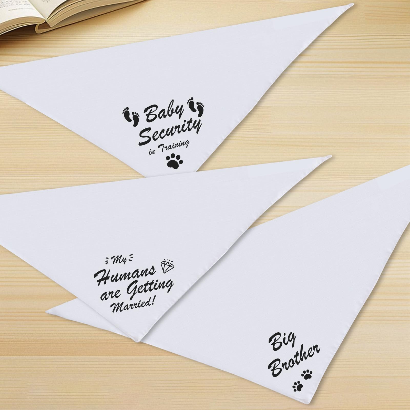 Agroon blank bandana shows multiple sizes, ideal for a snug fit on varied dogs and cats.