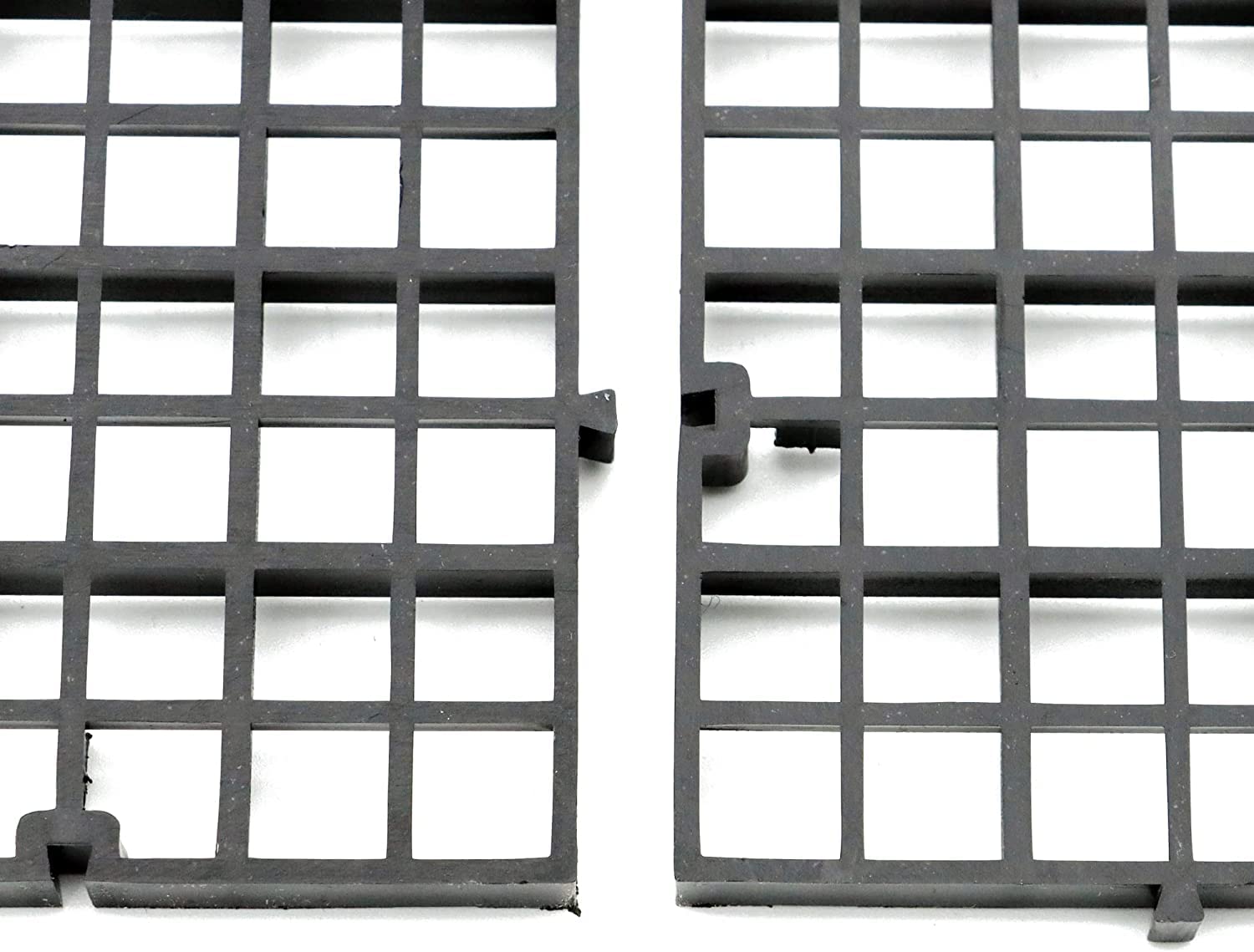ALEGI grid tray storage rack keeps controllers organized and within reach