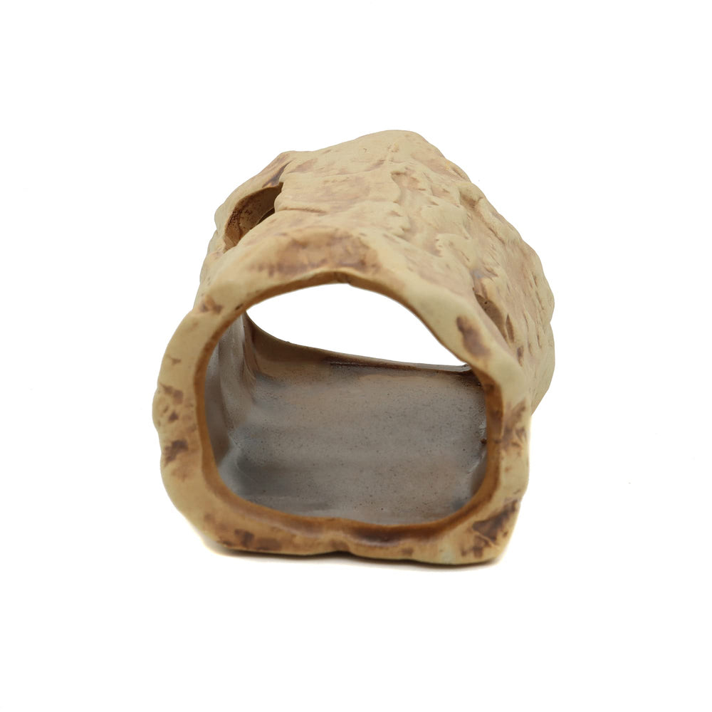 ALEGI log decor shows resting and hiding space in the tank