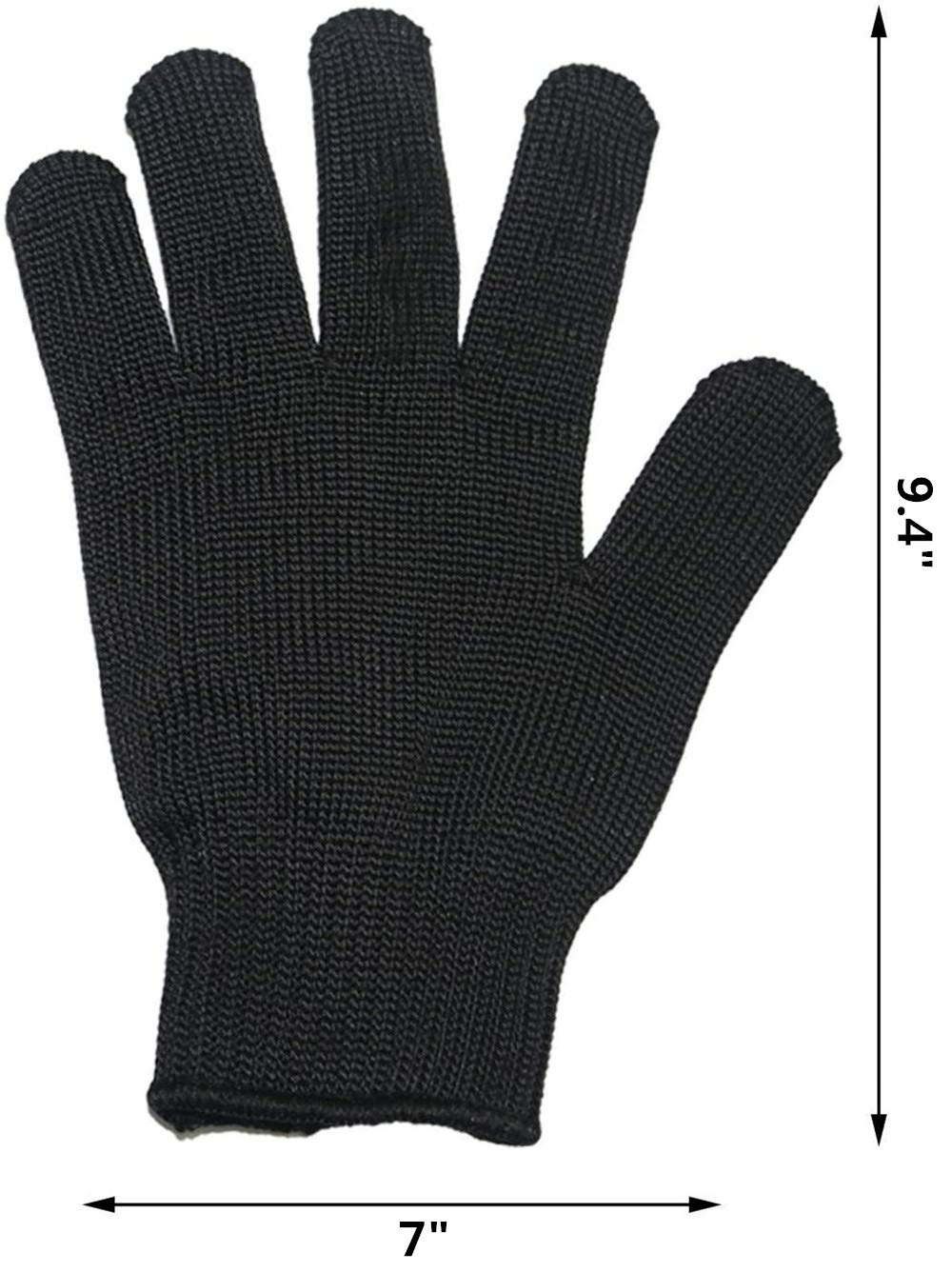 Alfyng Small Animal Handling Gloves used for gentle training and gripping.
