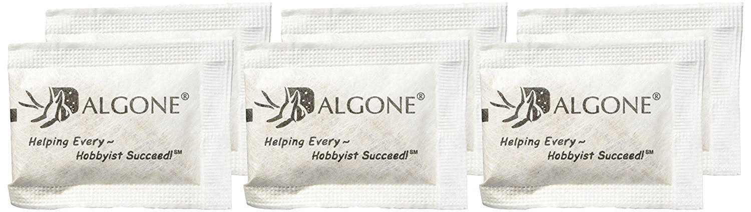Algone water clarifier in-tank scene emphasizes improved oxygen balance and vibrant life.