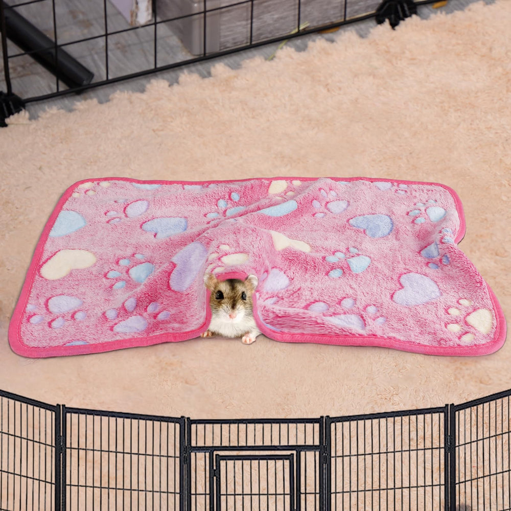 Alphatool Guinea Pig Blanket washable and dryer-friendly for easy care