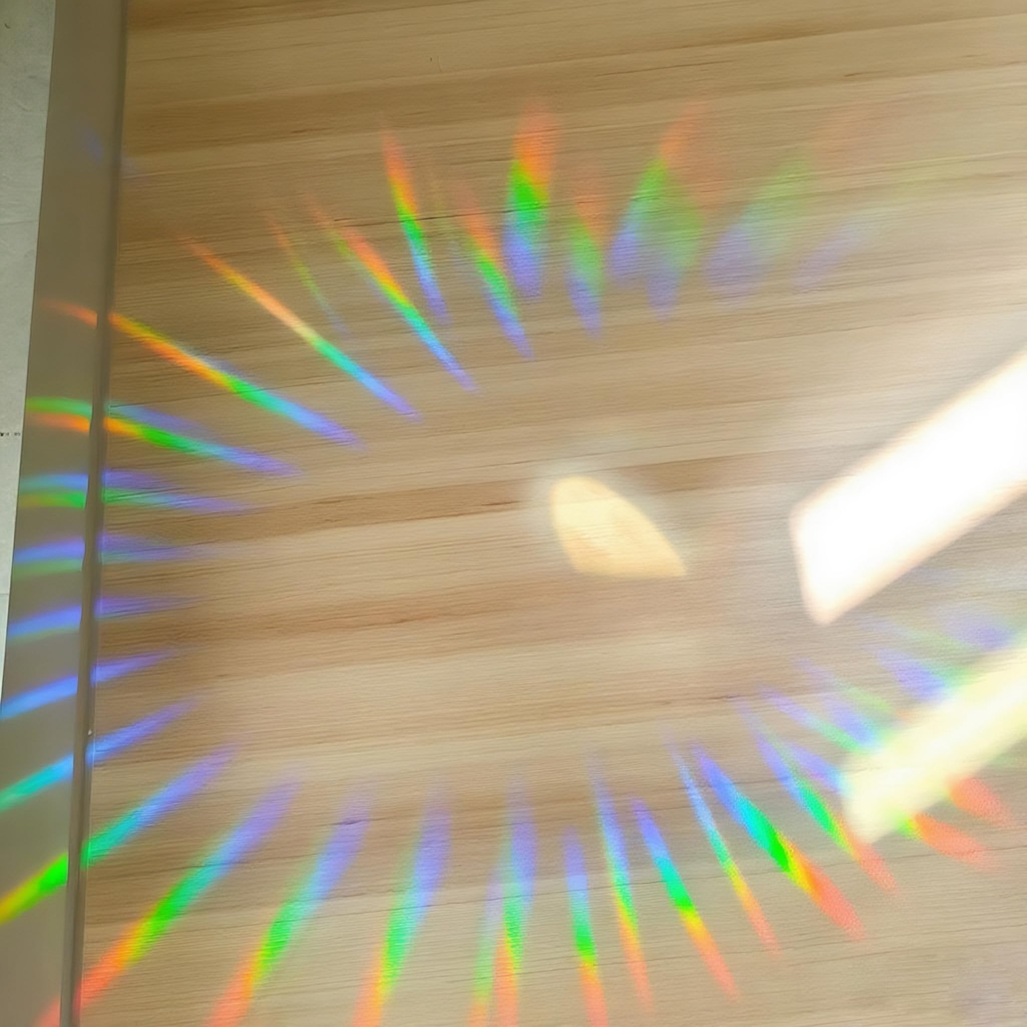 AlweizU angel pet memorial suncatcher with wings and heart shows soft glow.