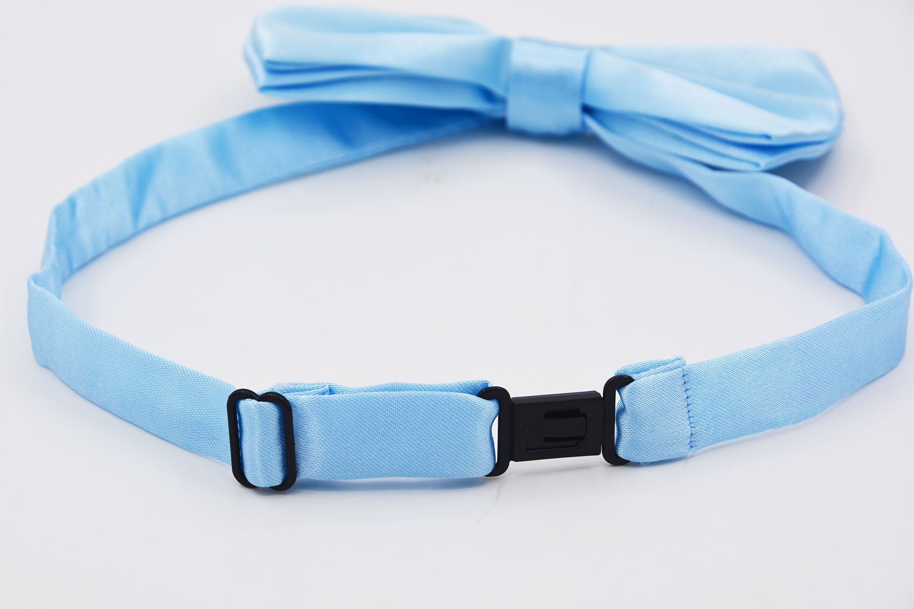 Amajiji packaging image highlights single bow tie option