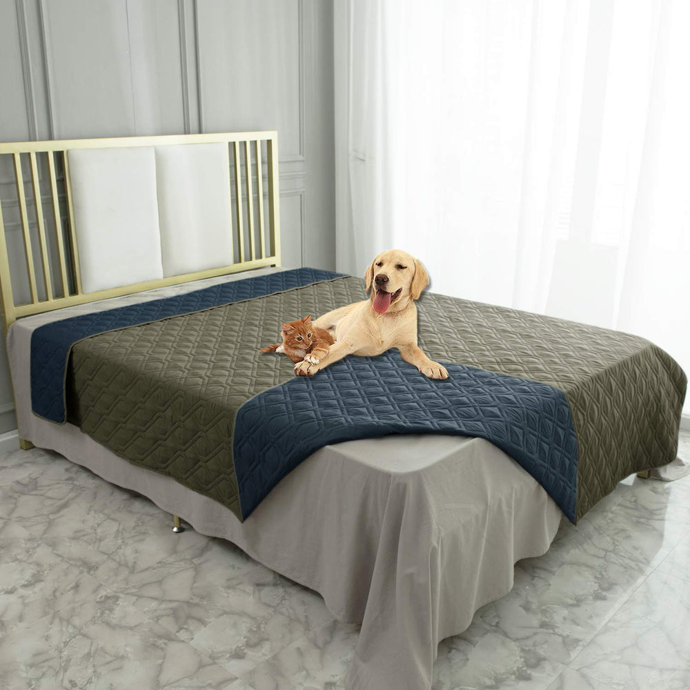 Ameritex pet-friendly cover ideal for families with dogs and kids