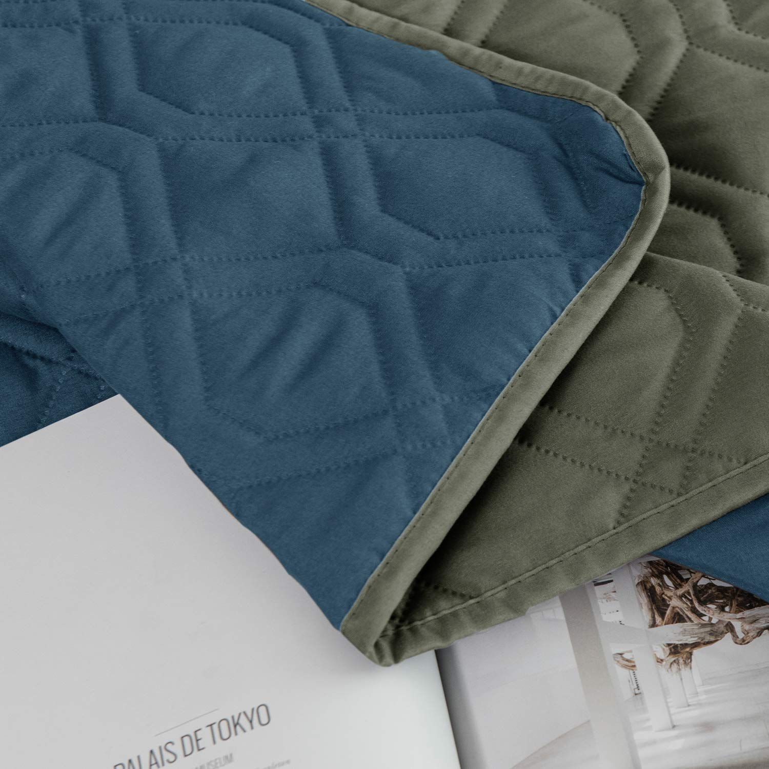 Ameritex soft plush blanket texture suitable for pet lounging