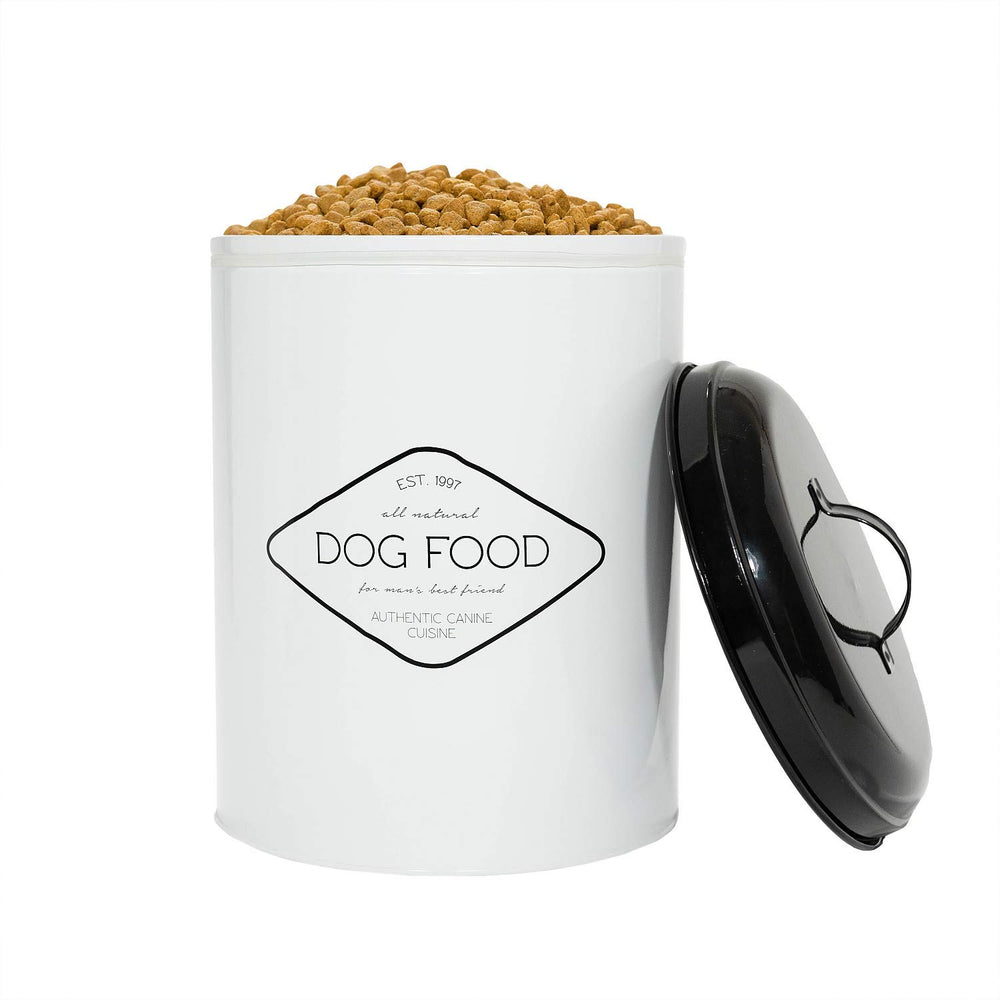 Amici Pet Buster keeps dog food safe from pests and moisture