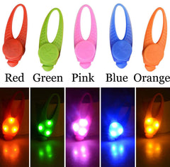 AMNQUERXUS collar light on dog neck enhances nighttime spotting and safety.