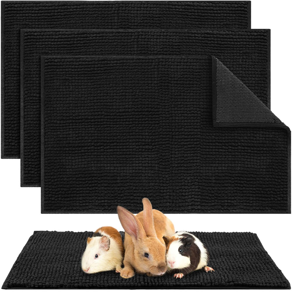Amylove guinea pig cage liner in black keeps bedding dry and cozy.