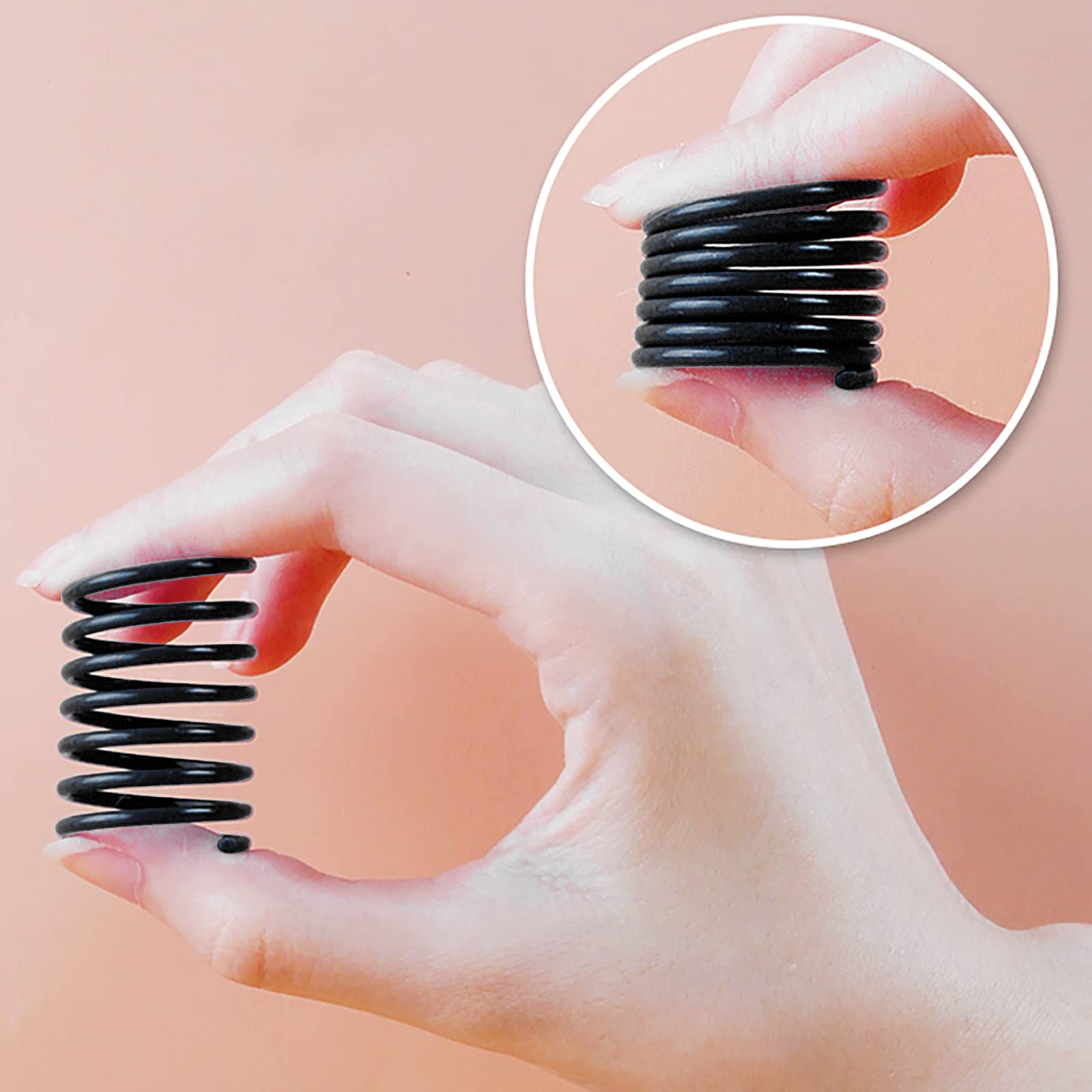 Andiker cat springs closeup bite area highlights safe plastic design.