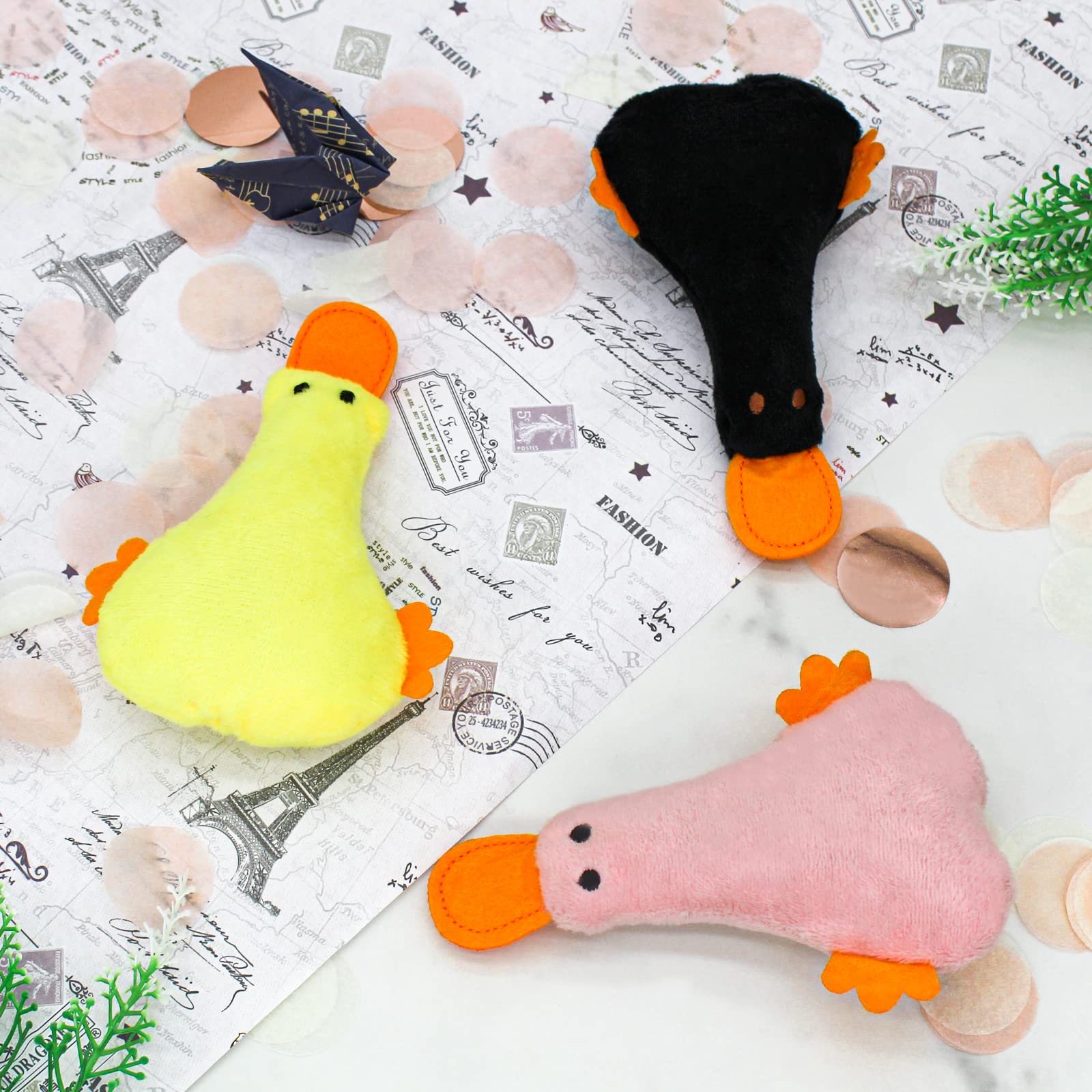 Andiker catnip toy duck green, ideal boredom breaker during busy days