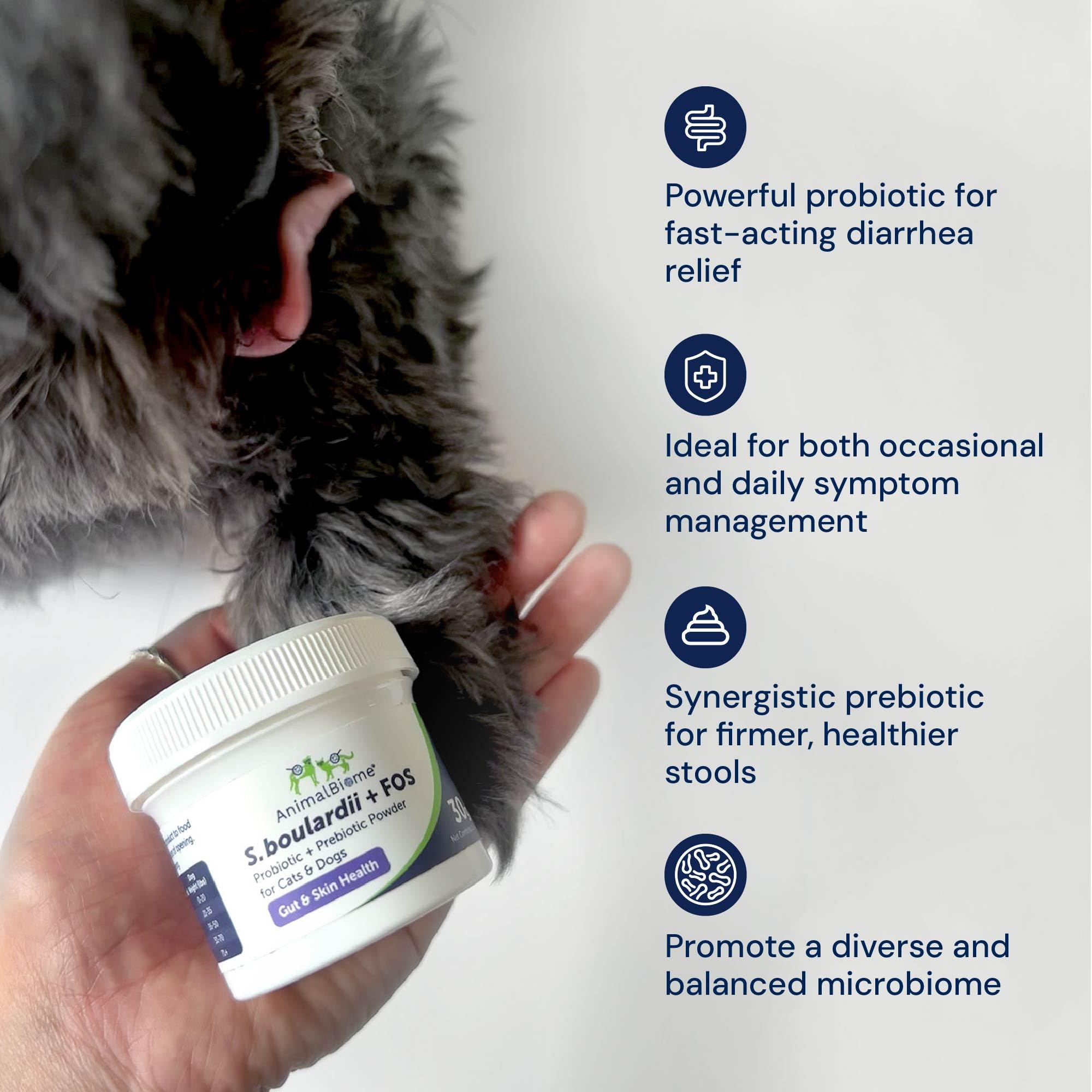 AnimalBiome S boulardii + FOS powder pour into bowl demonstrates quick meal mixing.