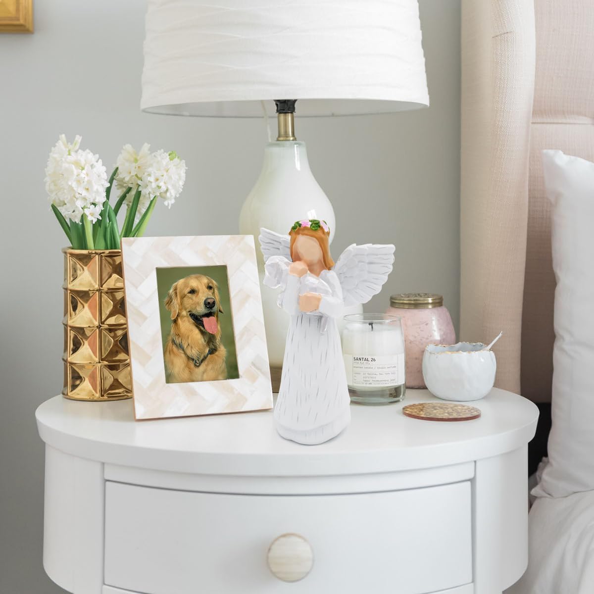 Anrkets hand-painted resin angel figurine features smooth lines and delicate, artisan-made details.