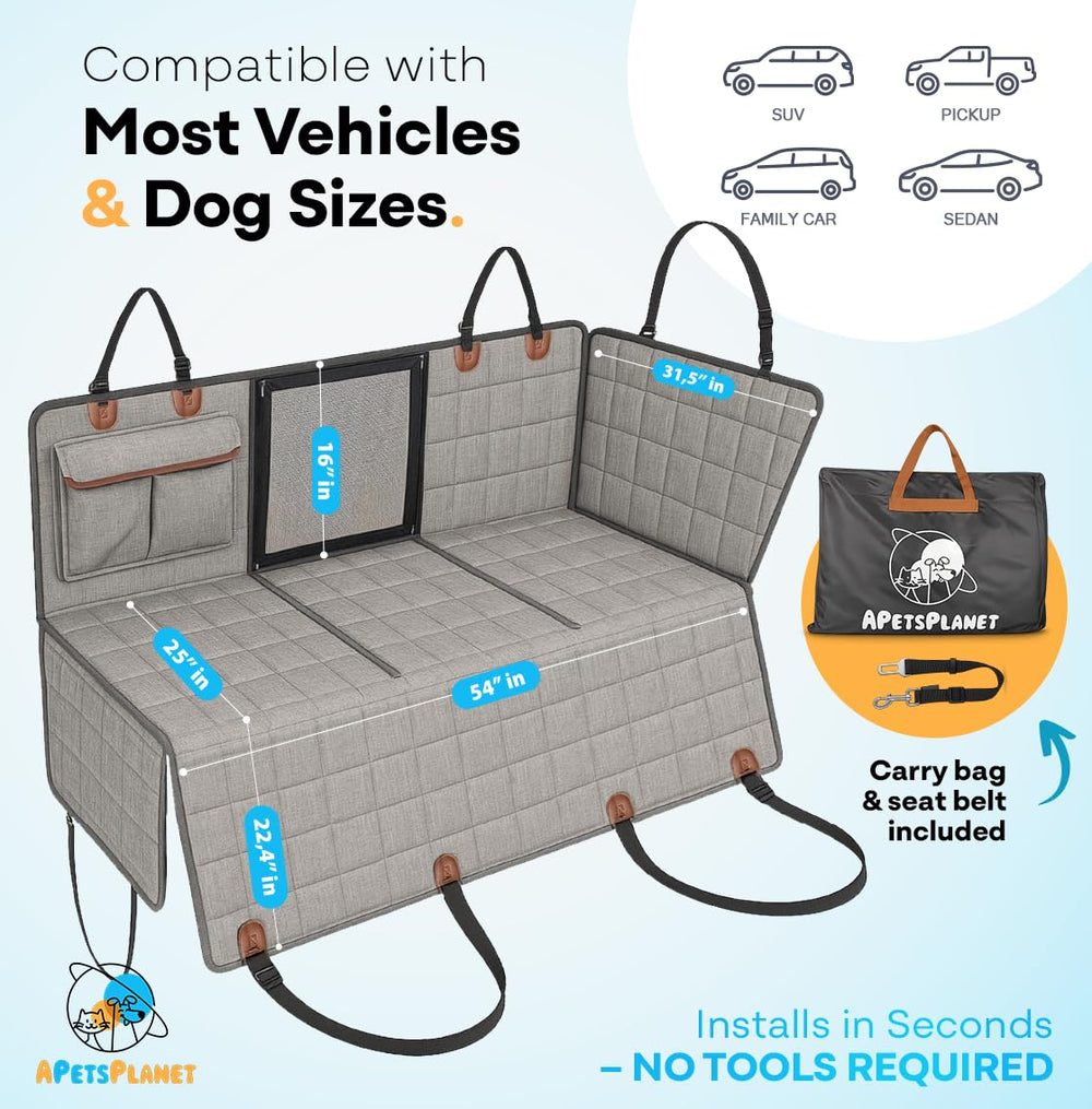 APetsPlanet storage pocket keeps leashes and toys organized during trips.