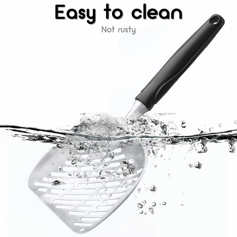 Apidgrowth cat litter scoop in use demonstrates quick waste removal from litter.