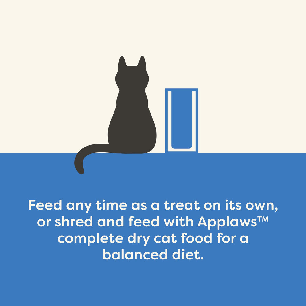 Applaws cat-enjoying-treat-snack captures happy reward moment during feeding