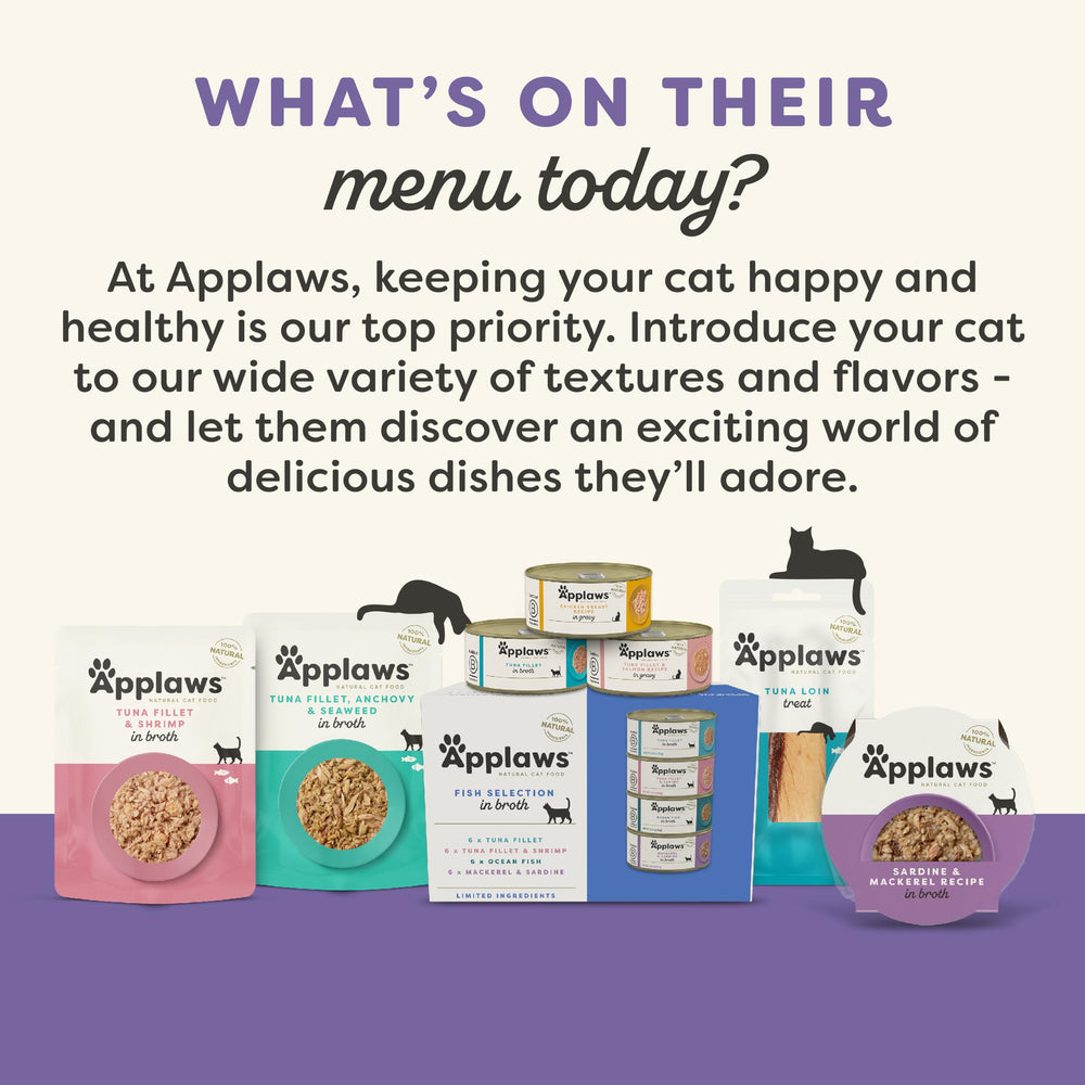 Applaws cat treats served on bowl — aroma and texture entice a bite.